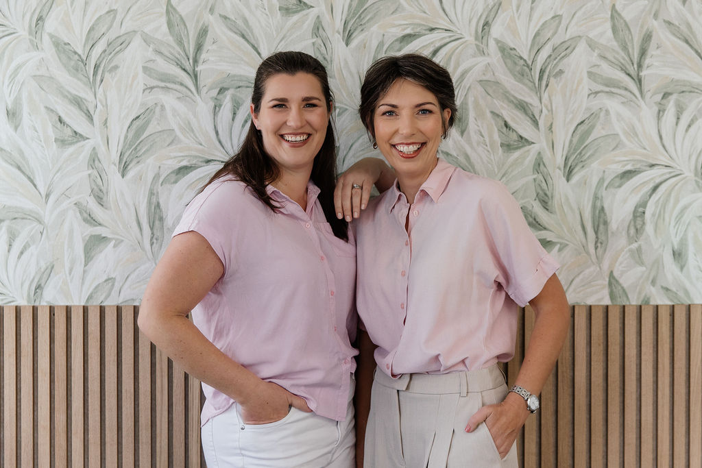 Dr Maretha Rossouw and biokineticist Melissa McLaren together at Elah Health
